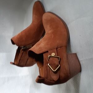 Franco Sarto Leather Ankle Boots Girl Size 4W Brown Gold Buckle Side Zip…